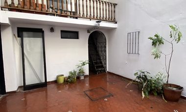 PH en la Boca con patio, cochera, entrada independiente y super luminoso