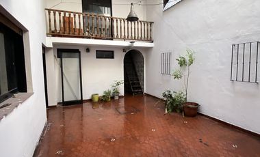 PH en la Boca con patio, cochera, entrada independiente y super luminoso