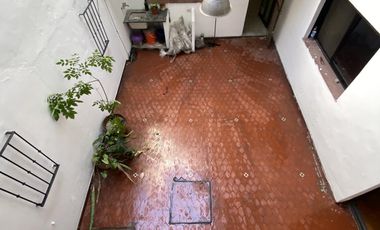 PH en la Boca con patio, cochera, entrada independiente y super luminoso