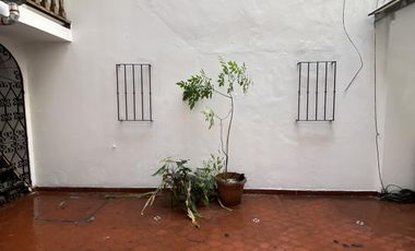 PH en la Boca con patio, cochera, entrada independiente y super luminoso