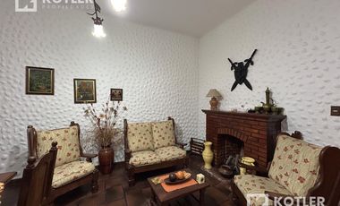 PH independiente en venta con 3 dormitorios y jadin