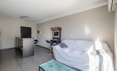 Departamento venta Cañitas Palermo, Excelente 2 amb piso alto contrafrente cochera baulera amenities