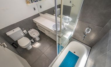 Departamento venta Cañitas Palermo, Excelente 2 amb piso alto contrafrente cochera baulera amenities