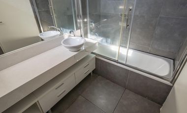 Departamento venta Cañitas Palermo, Excelente 2 amb piso alto contrafrente cochera baulera amenities