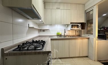 Casa en Venta en Calle lucero 457