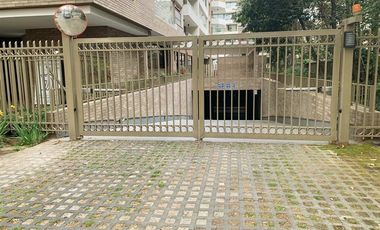 Estacionamiento en Venta en Av. Ricardo Lyon / El Vergel