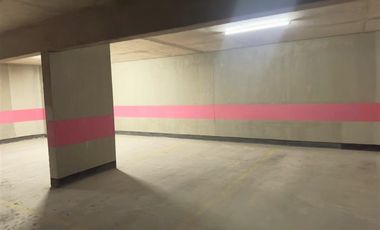 Estacionamiento en Venta en Av. Ricardo Lyon / El Vergel