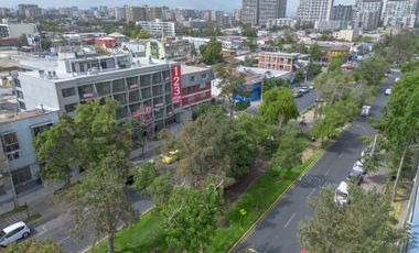 VENTA DE LOCAL EN PROVIDENCIA A PASOS DE BARRIO ITALIA