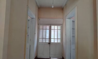 SE ARRIENDA CASA CENTRICA 5D 1B SAN FELIPE