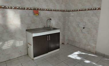 SE ARRIENDA CASA CENTRICA 5D 1B SAN FELIPE