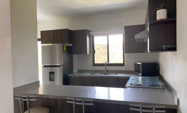 Casa en Renta con muebles en PORTOVELA RESIDENCIAL
