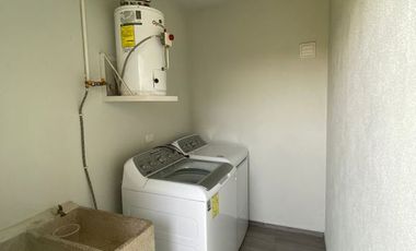 Casa en Renta con muebles en PORTOVELA RESIDENCIAL