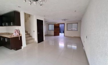 Casa en Renta en Lomas de Independencia