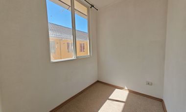SE VENDE DEPARTAMENTO A 4 CUADRAS DE PLAZA DE OVALLE
