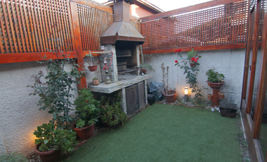 Casa en Arriendo en Vicuña Mackenna