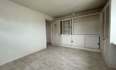 Casa en Venta en Propiedad única en centro histórico de Los Vilos. 2 casas con acceso independiente. Bodegón Cultural de Los Vilos