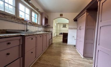 Casa en Venta en Propiedad única en centro histórico de Los Vilos. 2 casas con acceso independiente. Bodegón Cultural de Los Vilos