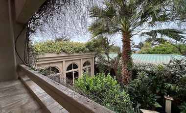 Casa en Venta en Propiedad única en centro histórico de Los Vilos. 2 casas con acceso independiente. Bodegón Cultural de Los Vilos