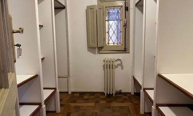 Casa en Venta en Propiedad única en centro histórico de Los Vilos. 2 casas con acceso independiente. Bodegón Cultural de Los Vilos