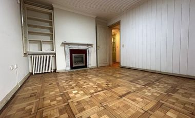 Casa en Venta en Propiedad única en centro histórico de Los Vilos. 2 casas con acceso independiente. Bodegón Cultural de Los Vilos