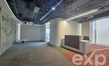 Oficina en Arriendo en A pocos pasos del metro El Golf