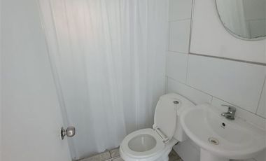 Casa en Arriendo en Casa en arriendo en villa Iglesia Punta Negra. Disponible a partir del 22 de enero.