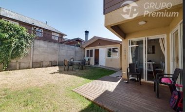 Casa en Venta en Condominio N° 5