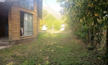 Casa en Arriendo en Camino El Volcan 5100