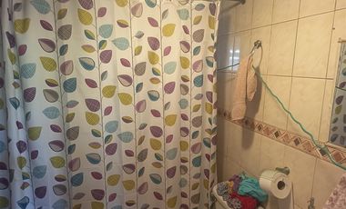 Casa en Arriendo en Camino El Volcan 5100