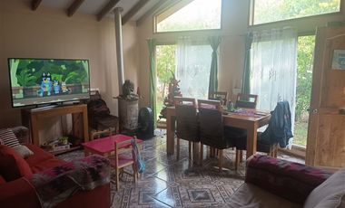 Casa en Arriendo en Camino El Volcan 5100