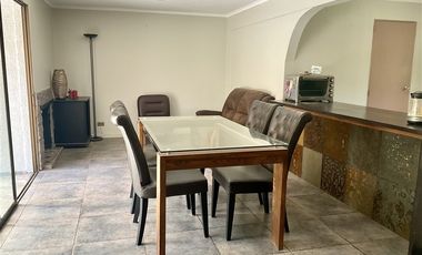 Casa en Venta en Los Dominicos / Vilanova