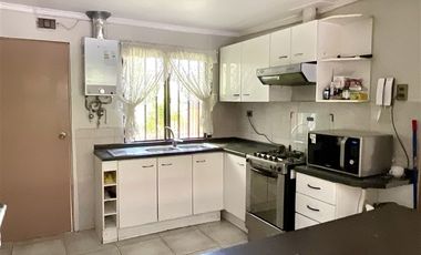Casa en Venta en Los Dominicos / Vilanova