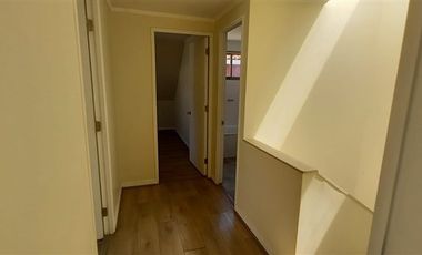 Casa en Arriendo en Palena /Ongolmo