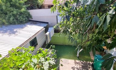 Casa en Venta en Villa Universidad Católica - Pasaje cerrado