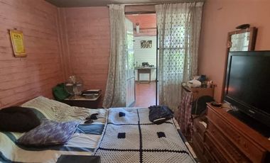 Casa en Venta en Villa Universidad Católica - Pasaje cerrado