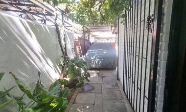 Casa en Venta en Villa Universidad Católica - Pasaje cerrado