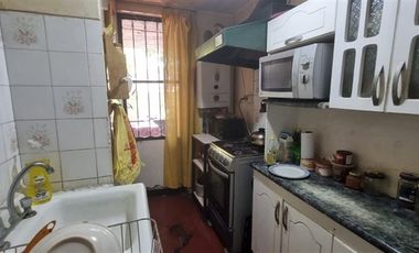Casa en Venta en Villa Universidad Católica - Pasaje cerrado