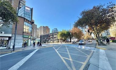 Local Comercial en Venta en Providencia esquina Sta. Beatriz