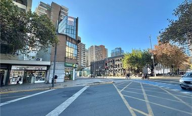 Local Comercial en Venta en Providencia esquina Sta. Beatriz