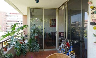 Departamento en Venta en Europa / Ricardo Lyon/ metro Los Leones