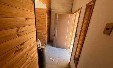 Casa en arriendo c/ estacionamiento en San Francisco de Limache