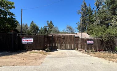 Casa en arriendo c/ estacionamiento en San Francisco de Limache