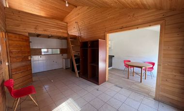 Casa en arriendo c/ estacionamiento en San Francisco de Limache