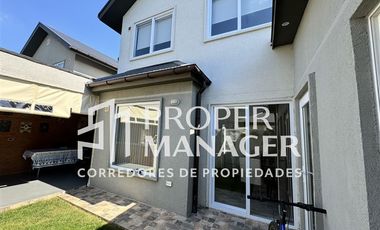 Casa en Venta en Casa Nueva Ampliada Portal el Libertador con Quincho