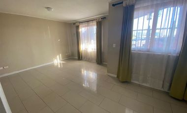 Casa en Arriendo en La Reserva, Machalí