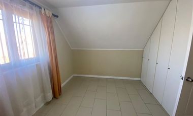 Casa en Arriendo en La Reserva, Machalí