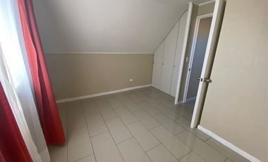 Casa en Arriendo en La Reserva, Machalí