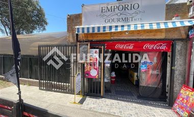 Local Comercial en Venta en Av. Alfredo Silva Carvallo con Av. 3 Poniente
