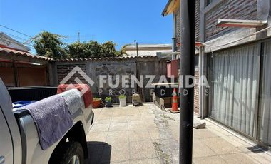 Local Comercial en Venta en Av. Alfredo Silva Carvallo con Av. 3 Poniente