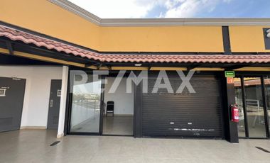 LOCAL PLANTA ALTA EN PLAZA GAMA EN REAL SOLARE. - (3)